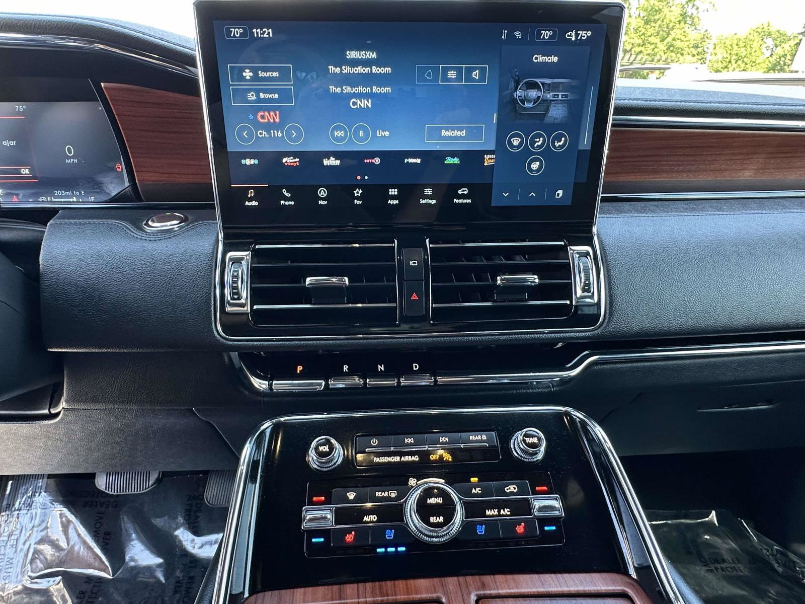 Used 2022 Lincoln Navigator Reserve w/ Monochromatic Package AWD/4WD image 9