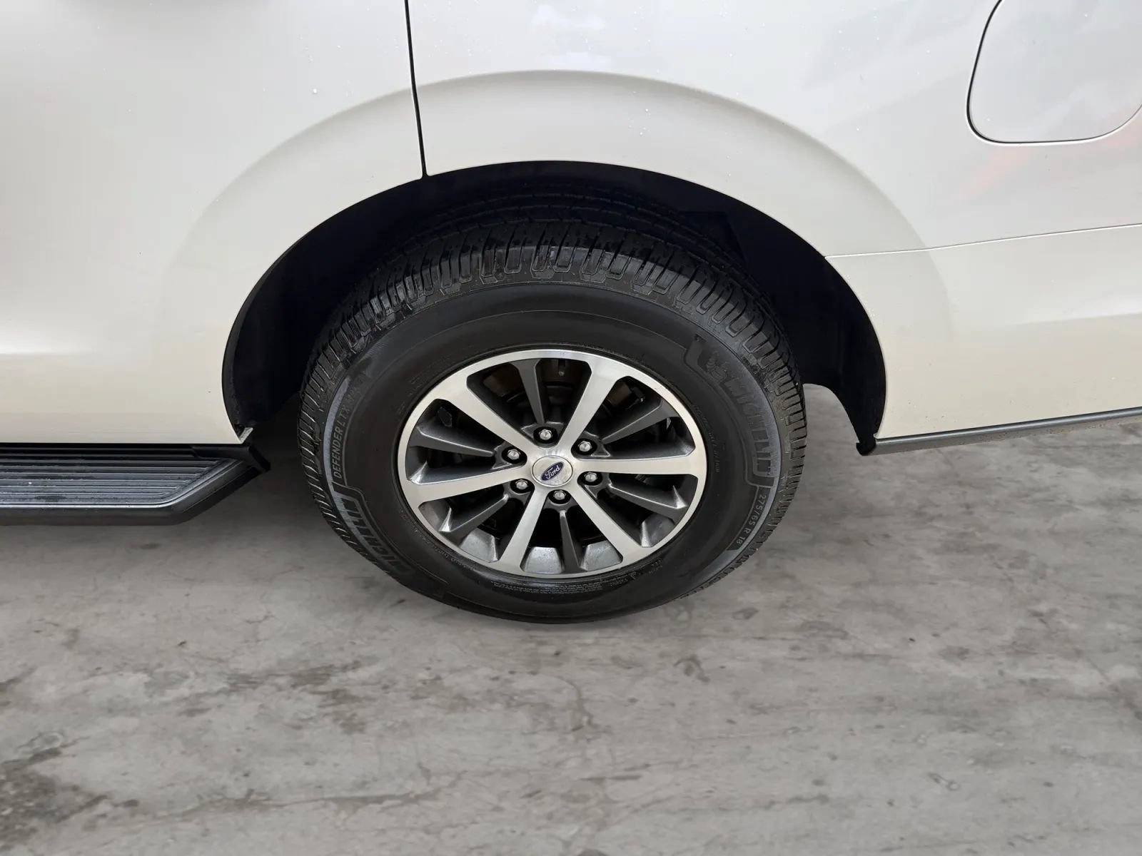 Used 2018 Ford Expedition XLT AWD/4WD image 44