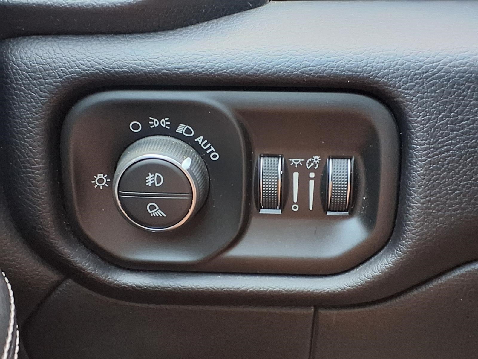 Used 2022 RAM 2500 Laramie AWD/4WD image 25