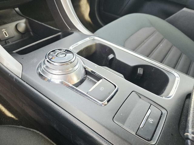 Used 2018 Ford Fusion SE w/ Fusion SE Technology Package FWD image 23