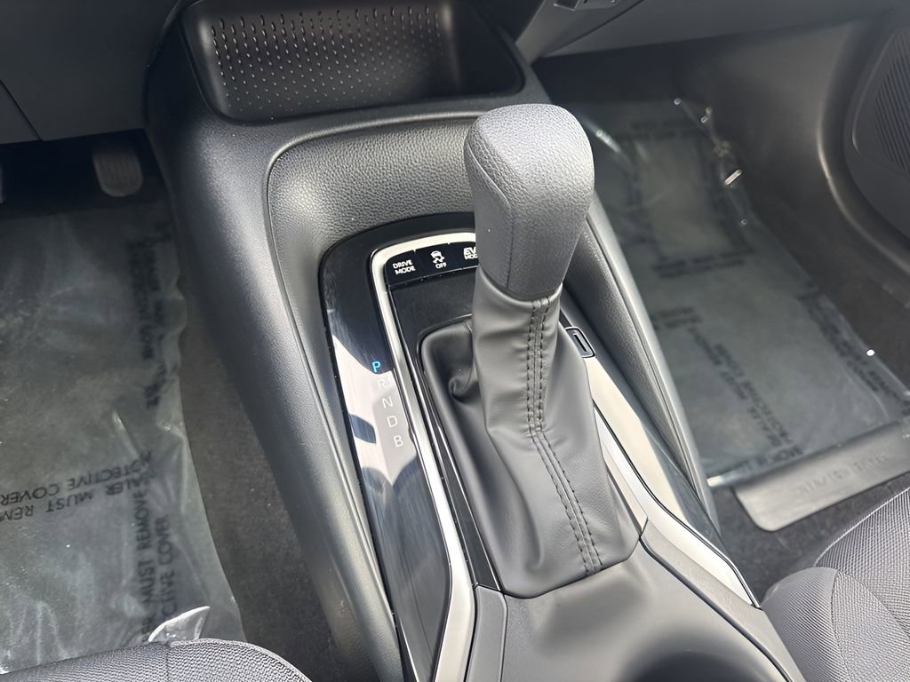 Used 2025 Toyota Corolla LE image 15