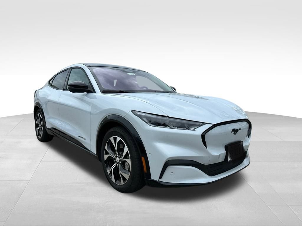Used 2022 Ford Mustang Mach-E Premium image 6