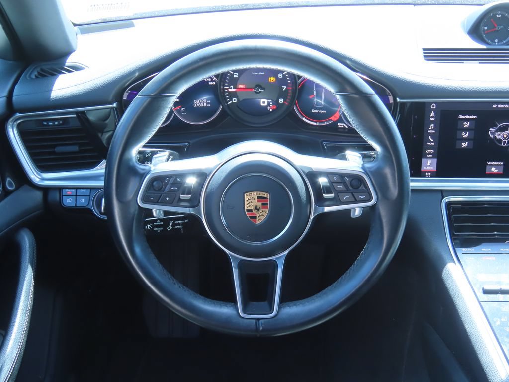 Used 2019 Porsche Panamera RWD image 6