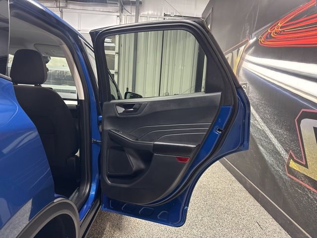 Used 2022 Ford Escape SE image 24