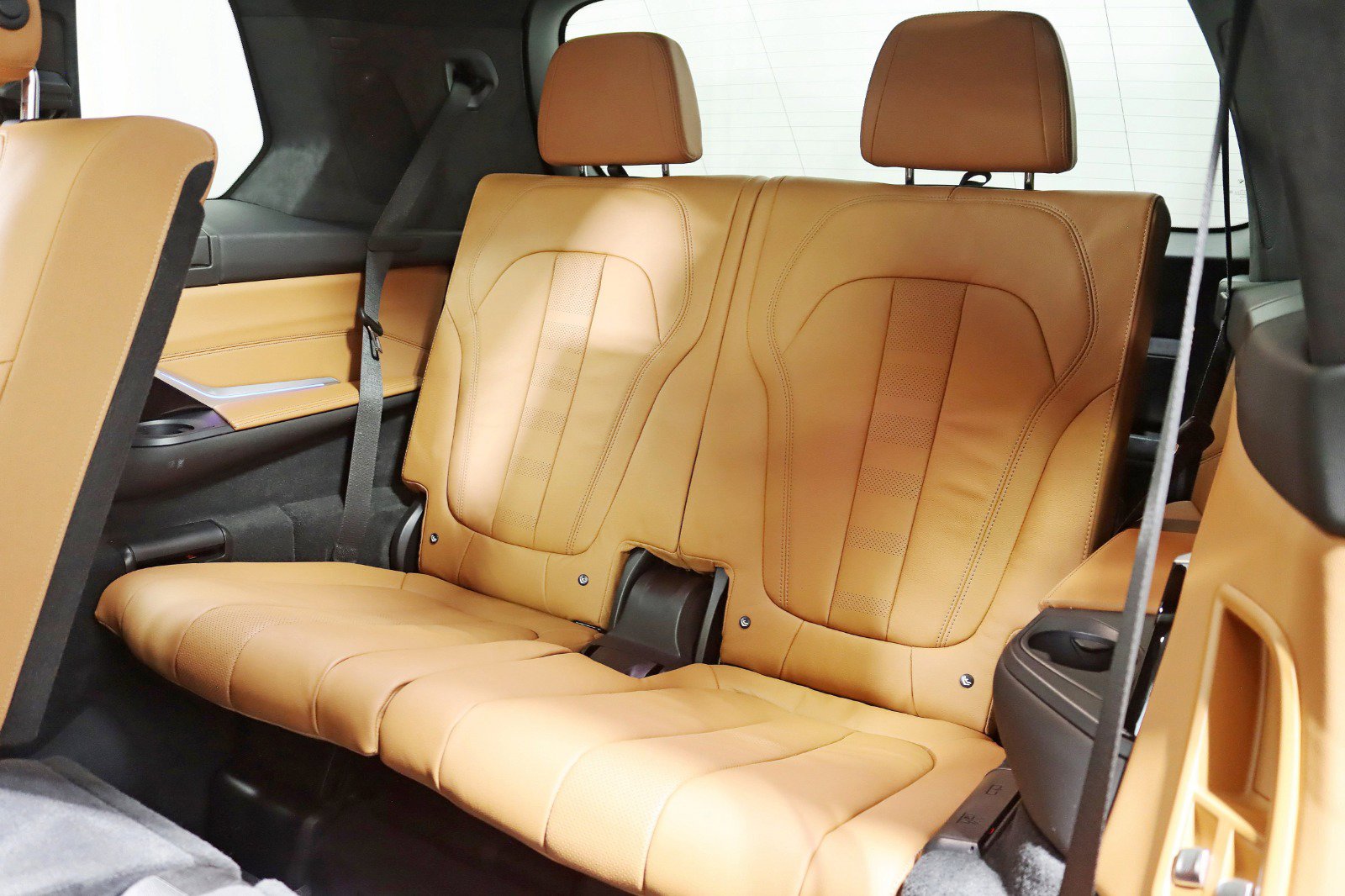 Used 2022 BMW X7 M50i image 35