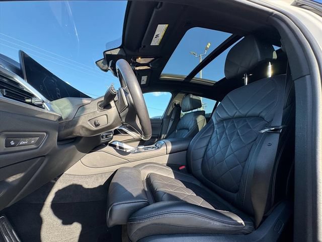 Used 2024 BMW X6 xDrive40i w/ Premium Package AWD/4WD image 17