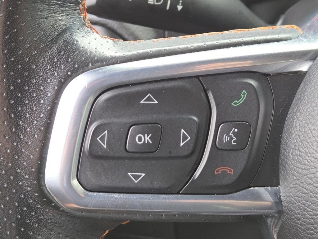 Used 2022 Jeep Gladiator Mojave w/ Cold Weather Group AWD/4WD image 30