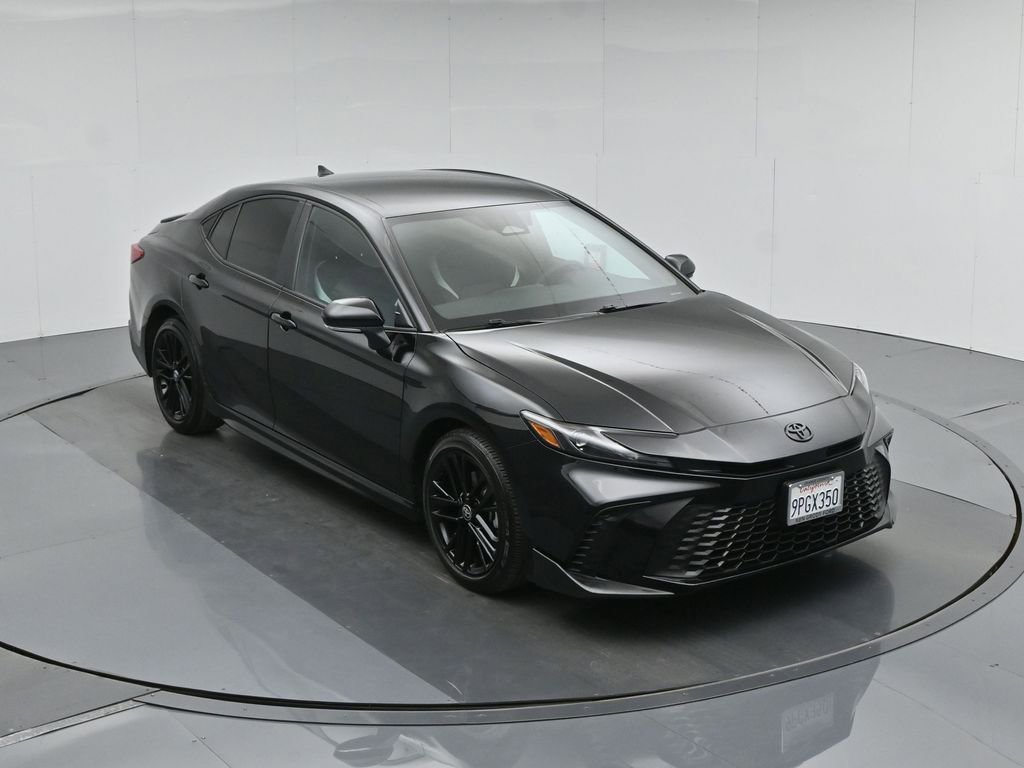 Used 2025 Toyota Camry SE w/ Convenience Package FWD image 40