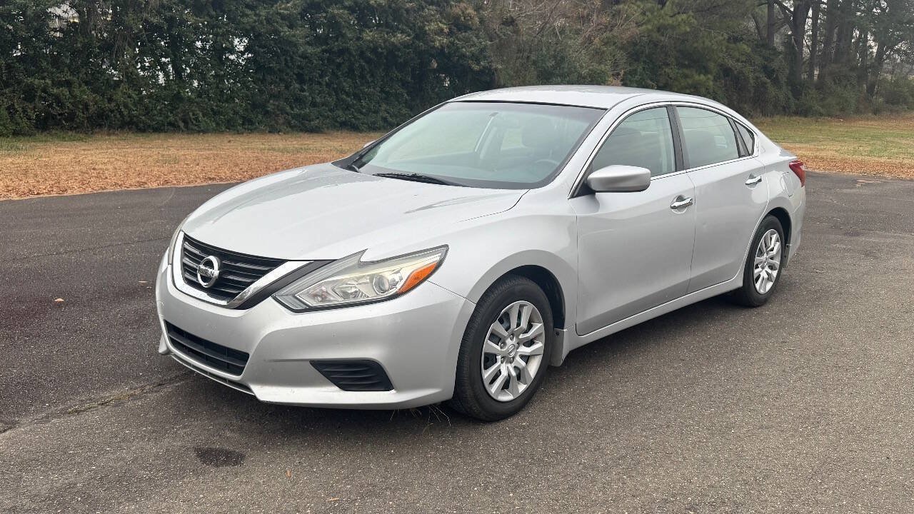 Used 2018 Nissan Altima 2.5 S w/ S Convenience Package FWD image 4