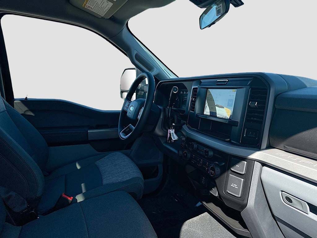 New 2026 Ford F350 XLT AWD/4WD image 17