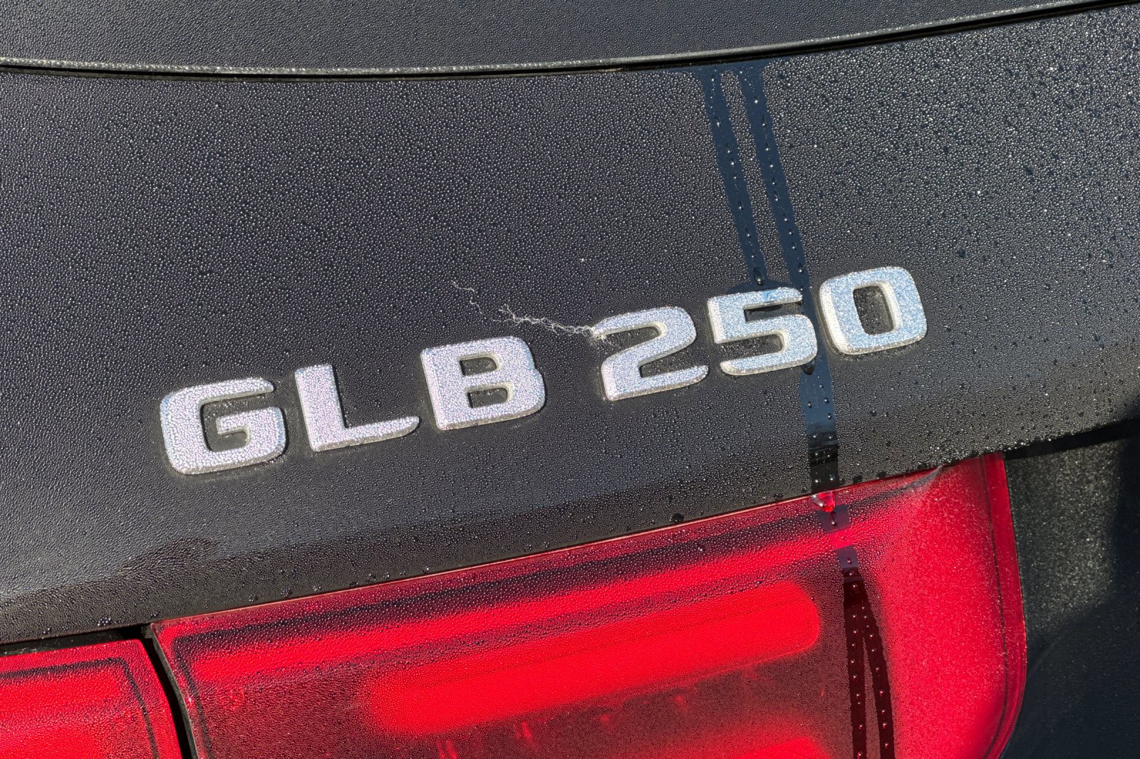 Certified 2025 Mercedes-Benz GLB 250 4MATIC image 27