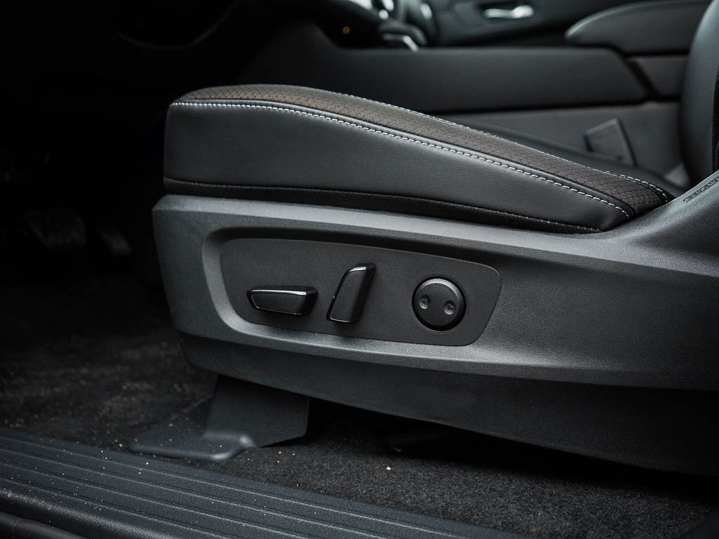 New 2026 Nissan Pathfinder SL w/ SL Premium Package AWD/4WD image 21