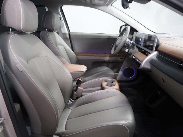Used 2024 Hyundai Ioniq 5 Limited image 15