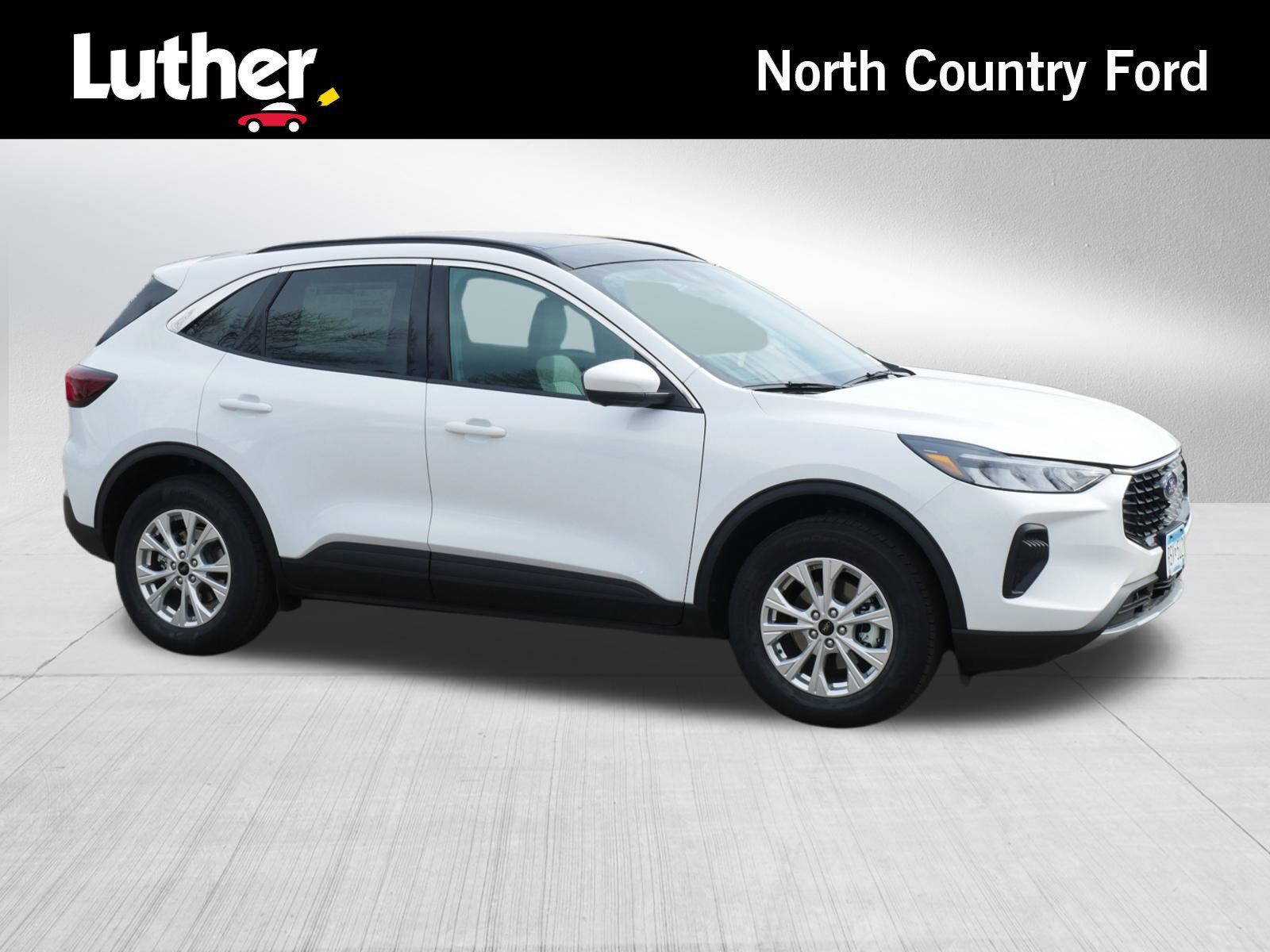 Used 2024 Ford Escape Active w/ Tech Pack #2 AWD/4WD image 1
