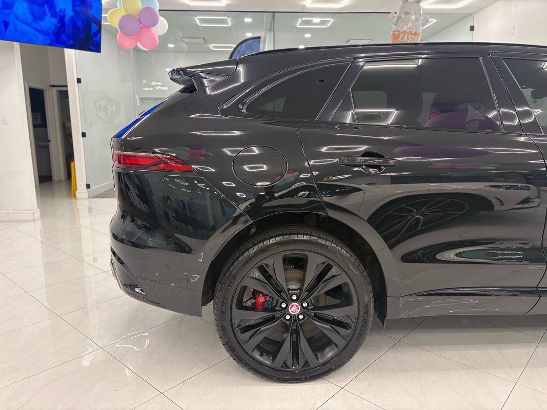 Used 2021 Jaguar F-PACE R-Dynamic S image 8