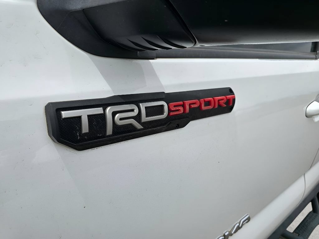 Used 2020 Toyota Tacoma TRD Sport w/ Technology Package AWD/4WD image 29