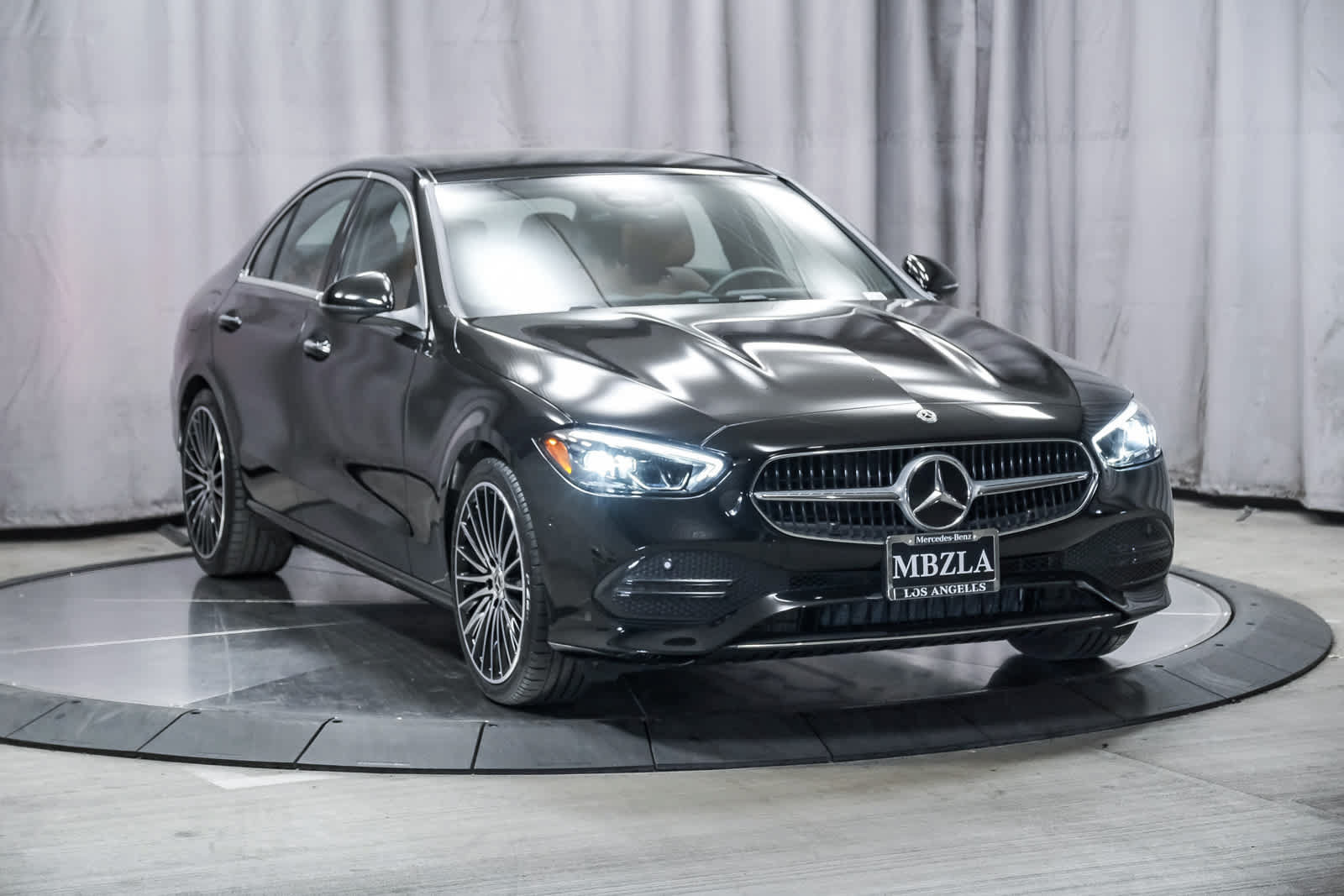 Used 2026 Mercedes-Benz C 300 Sedan image 5