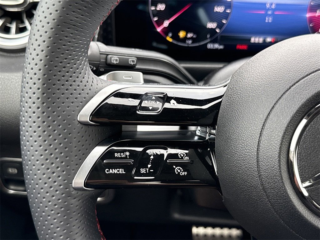 Certified 2025 Mercedes-Benz GLB 250 image 22