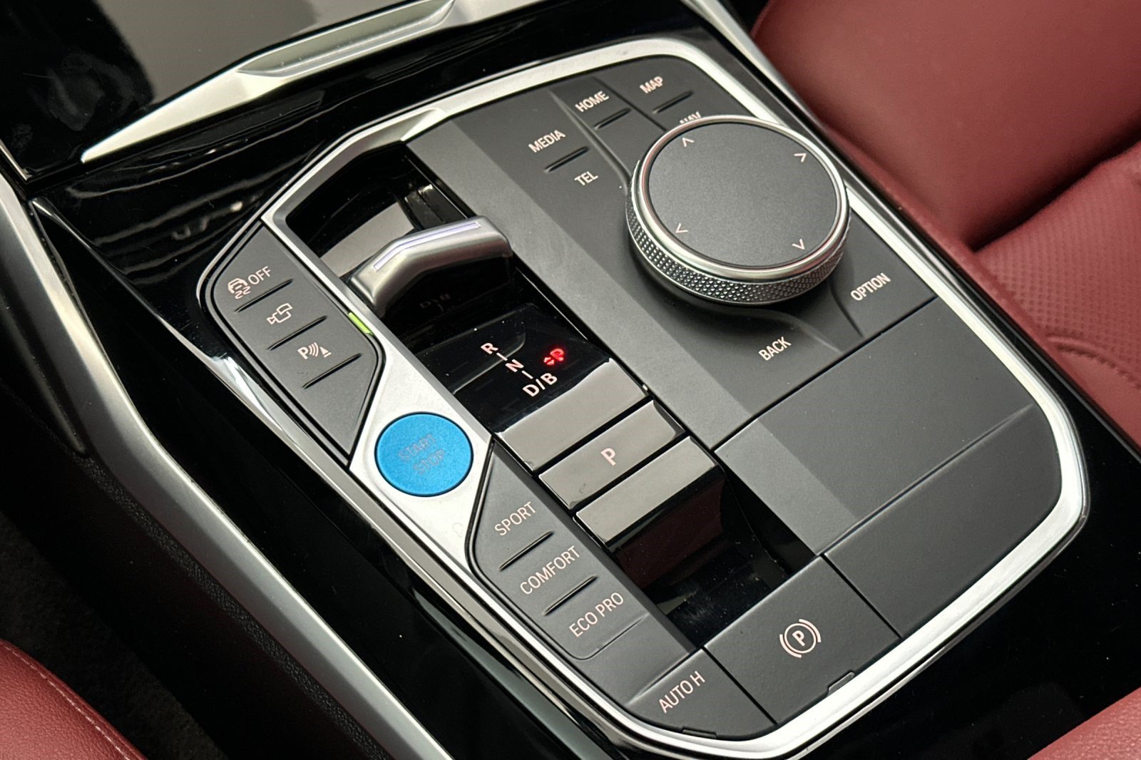 Certified 2024 BMW i4 eDrive35 w/ Premium Package RWD image 17