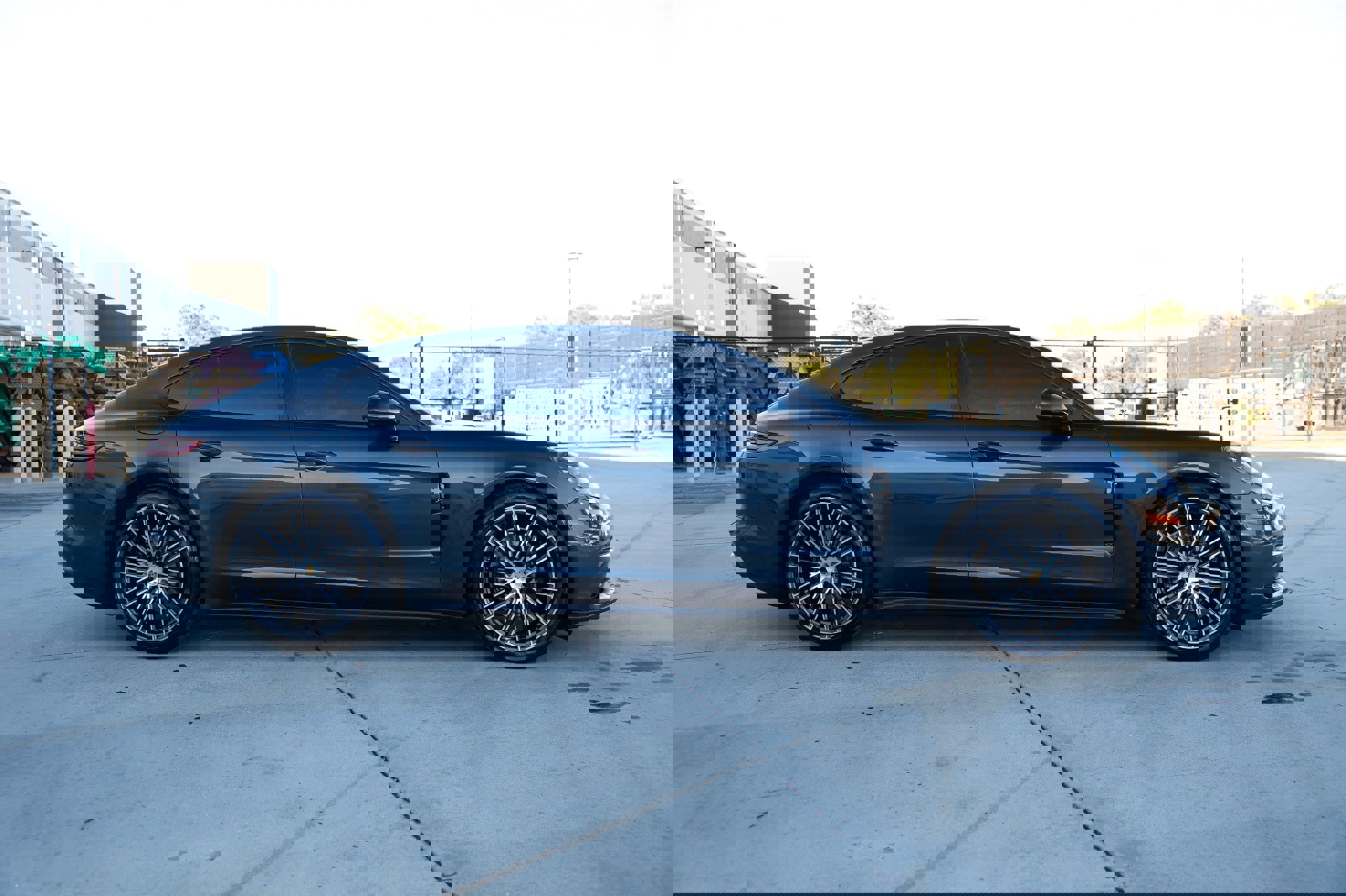 Used 2018 Porsche Panamera image 18