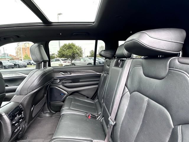 Used 2022 Jeep Grand Cherokee L Overland AWD/4WD image 19