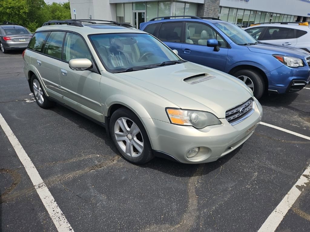 Used 2005 Subaru Outback 2.5XT Limited AWD/4WD image 3