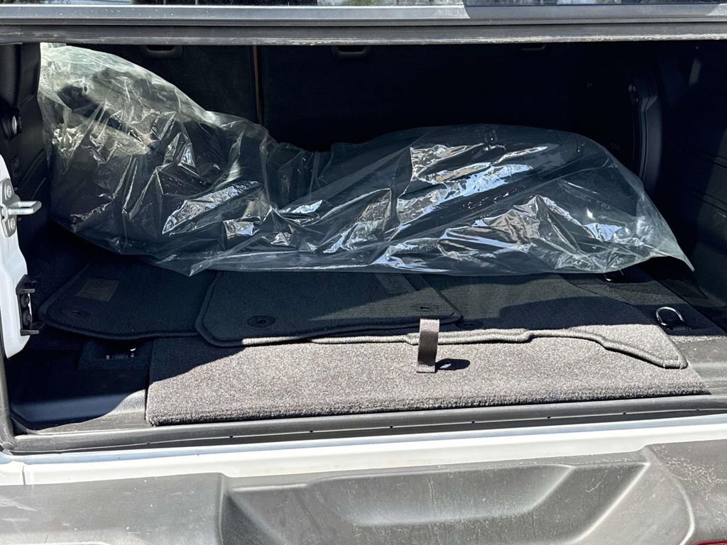 Used 2023 Jeep Wrangler Unlimited Sahara w/ Cold Weather Group image 13