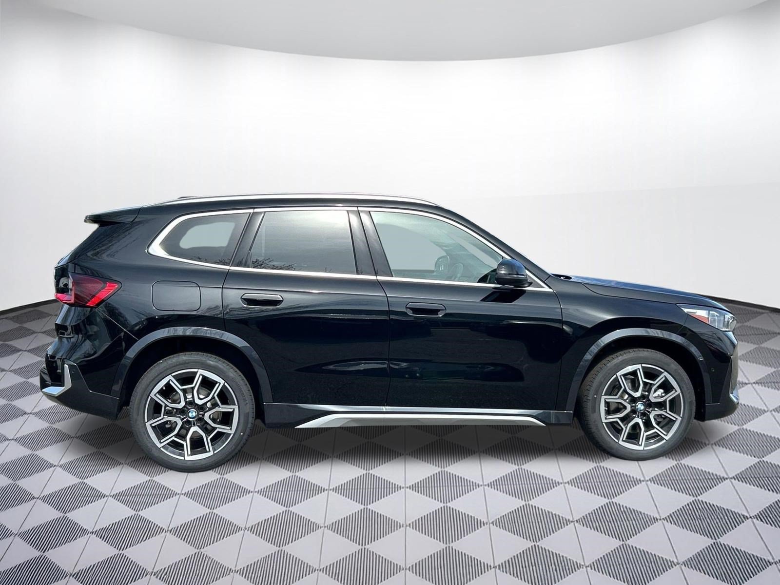Used 2026 BMW X1 xDrive28i w/ Convenience Package AWD/4WD image 8