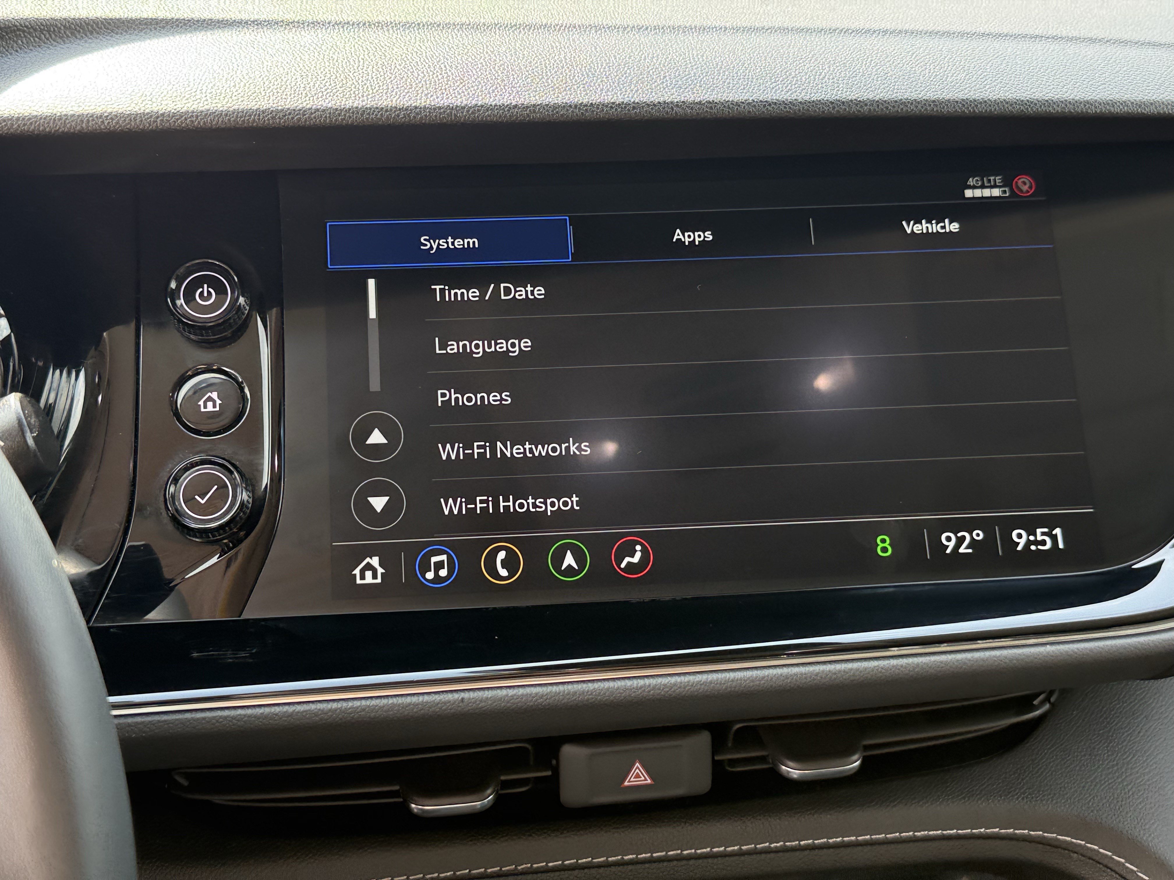 Used 2022 Buick Envision Avenir w/ Technology Package II FWD image 20