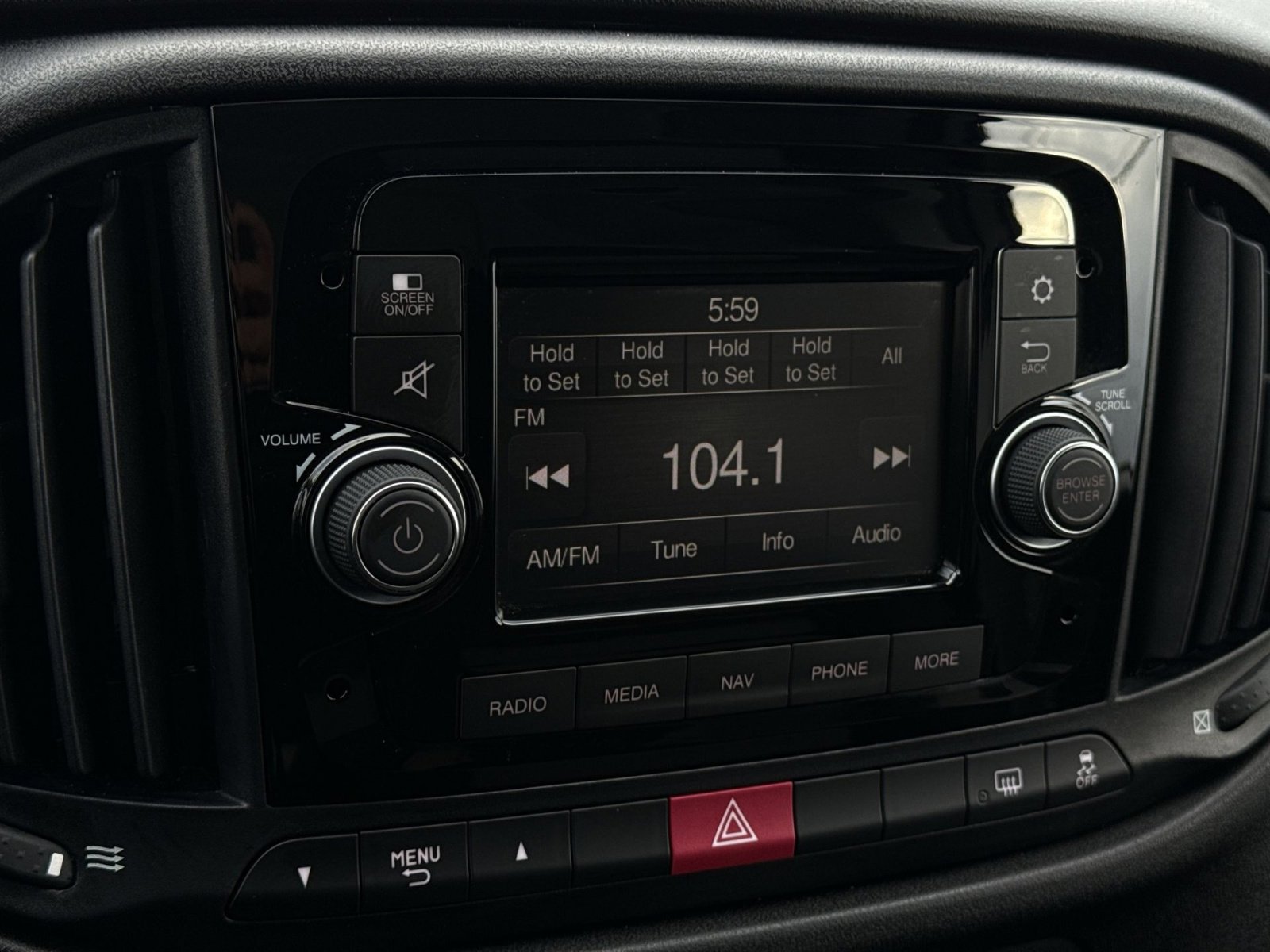 Used 2022 RAM ProMaster City Tradesman w/ Window Group 05 image 18