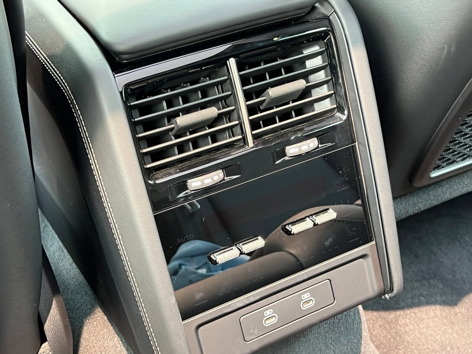 New 2026 Porsche Cayenne Turbo AWD/4WD image 20