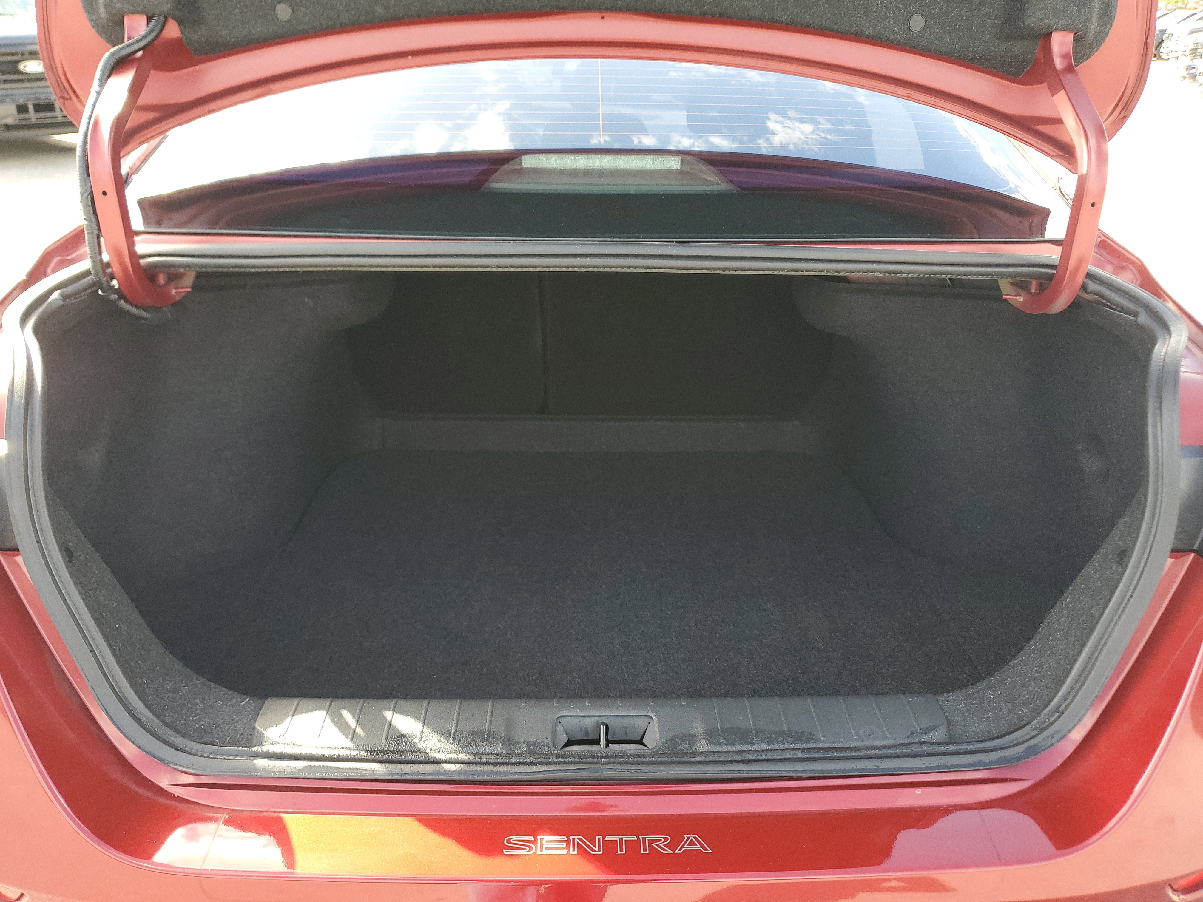 Certified 2022 Nissan Sentra SV w/ All-Weather Package image 28