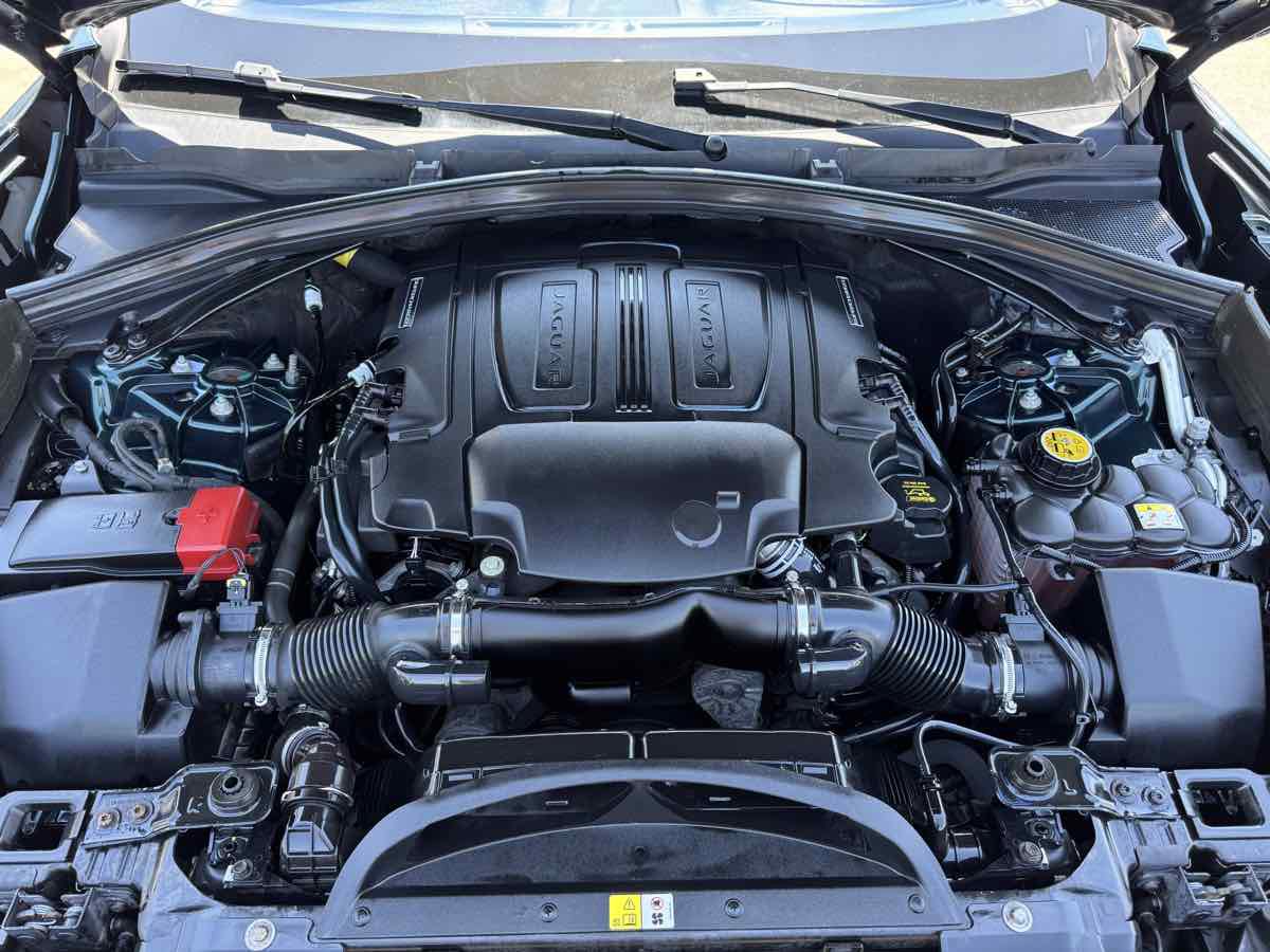 Used 2018 Jaguar F-PACE Prestige AWD/4WD image 49