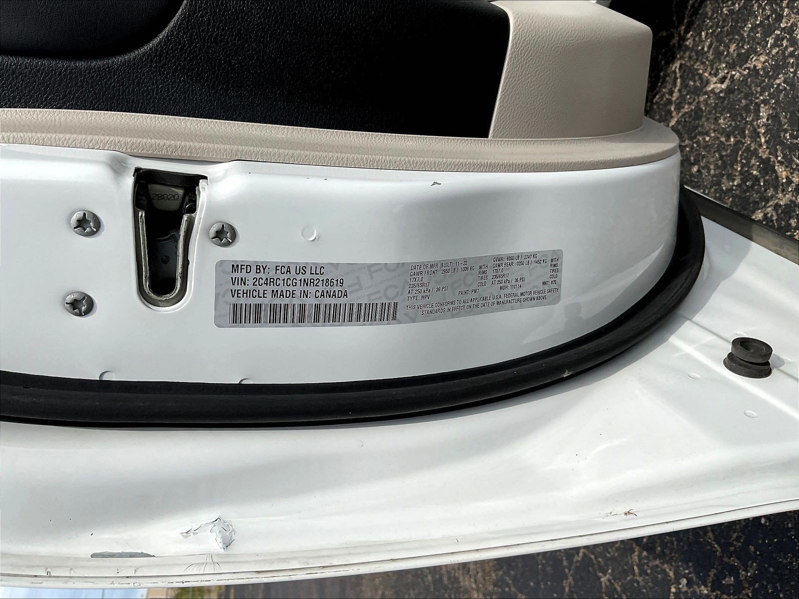 Used 2022 Chrysler Voyager LX FWD image 17