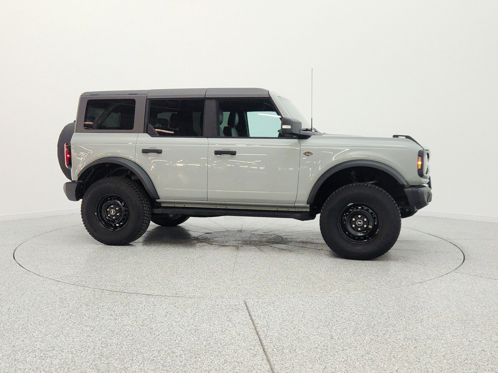 Used 2023 Ford Bronco Wildtrak AWD/4WD image 4