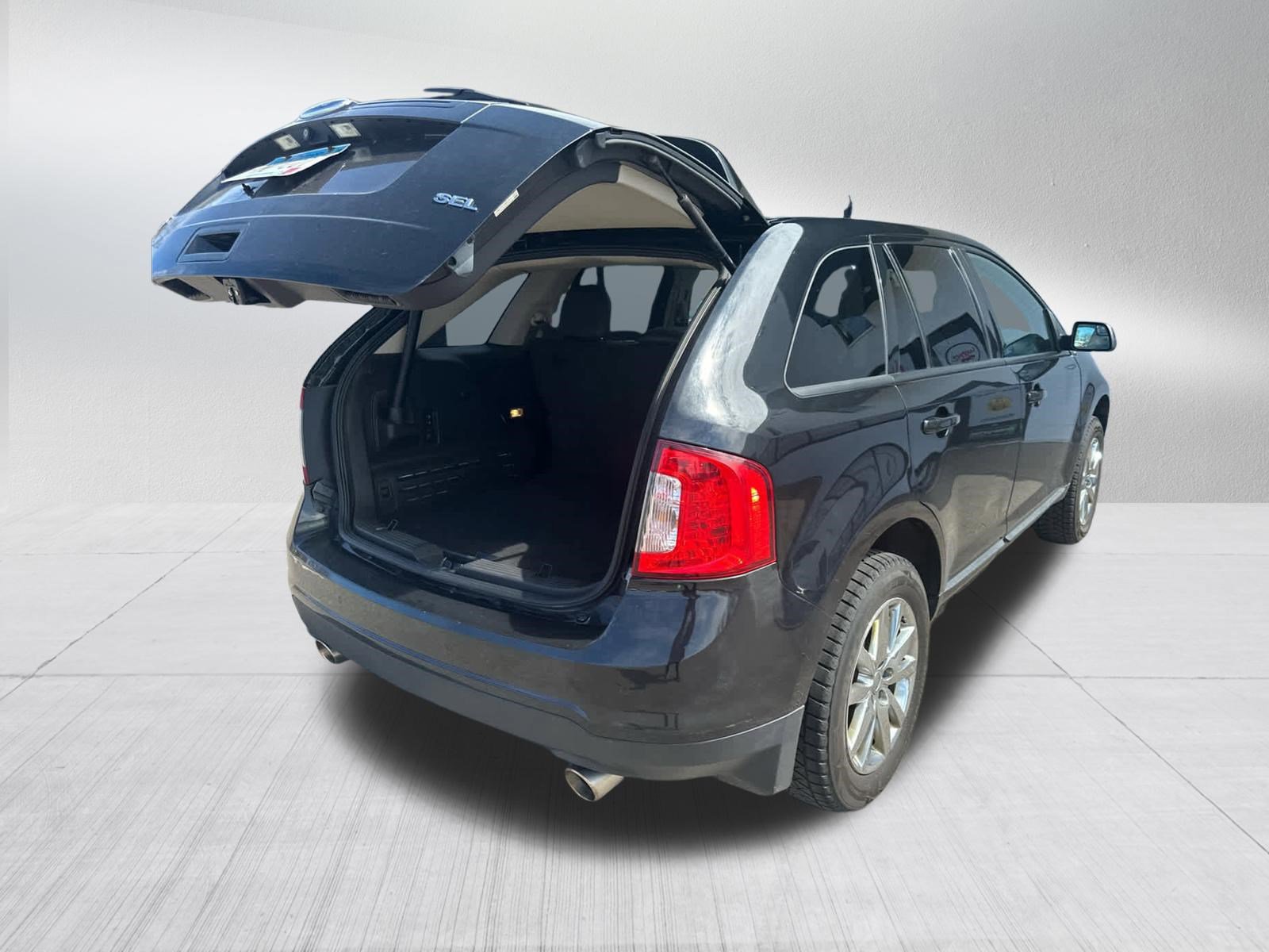 Used 2014 Ford Edge SEL w/ Equipment Group 205A FWD image 3