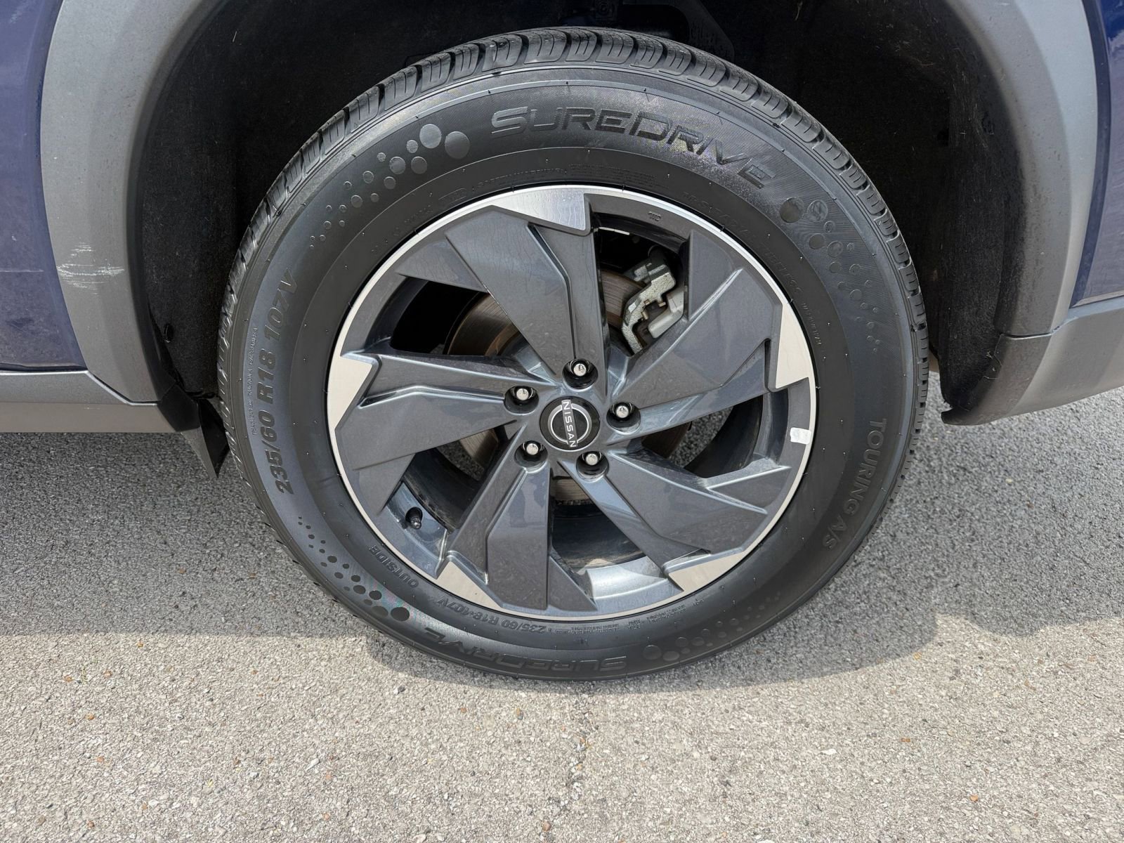 Used 2025 Nissan Rogue SV FWD image 31