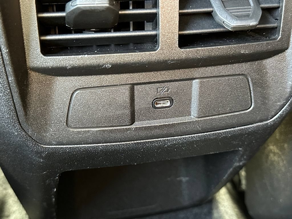 Used 2023 Chevrolet Colorado LT AWD/4WD image 32