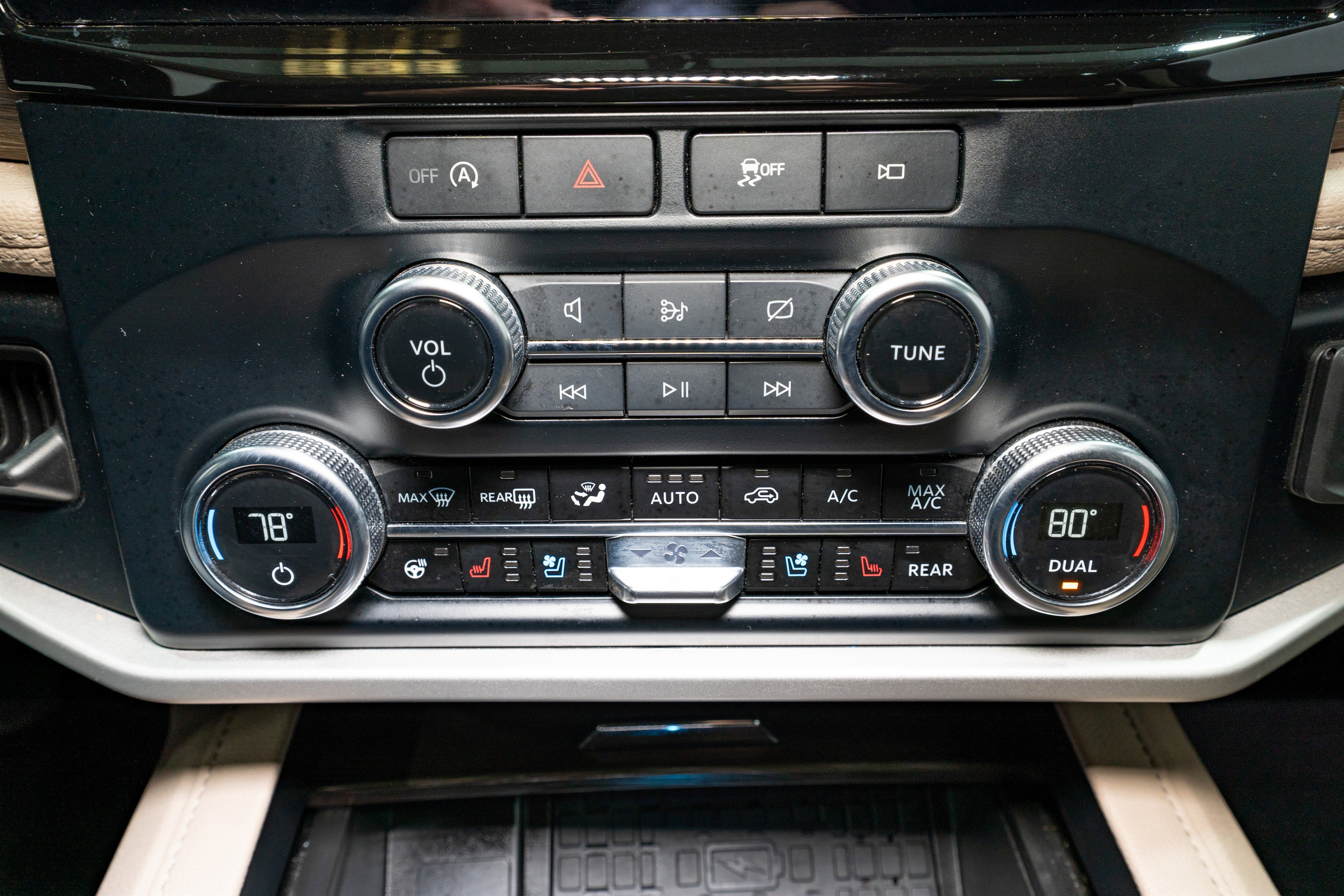 Used 2024 Ford Expedition Max Limited image 24