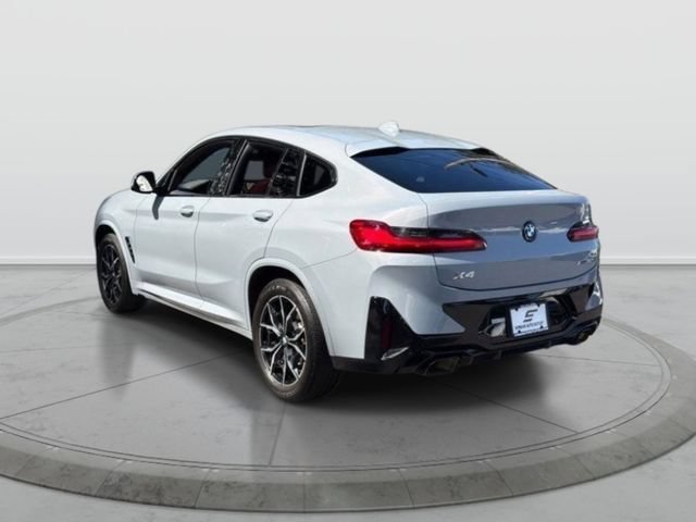 Used 2024 BMW X4 xDrive30i w/ M Sport Package AWD/4WD image 6