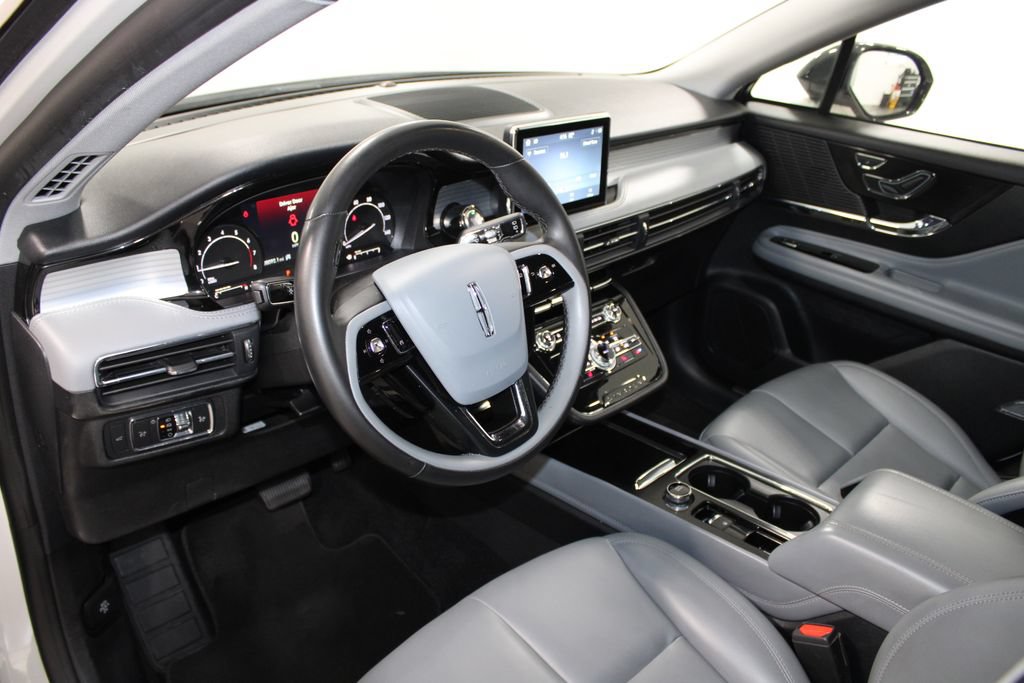 Used 2022 Lincoln Corsair FWD image 24