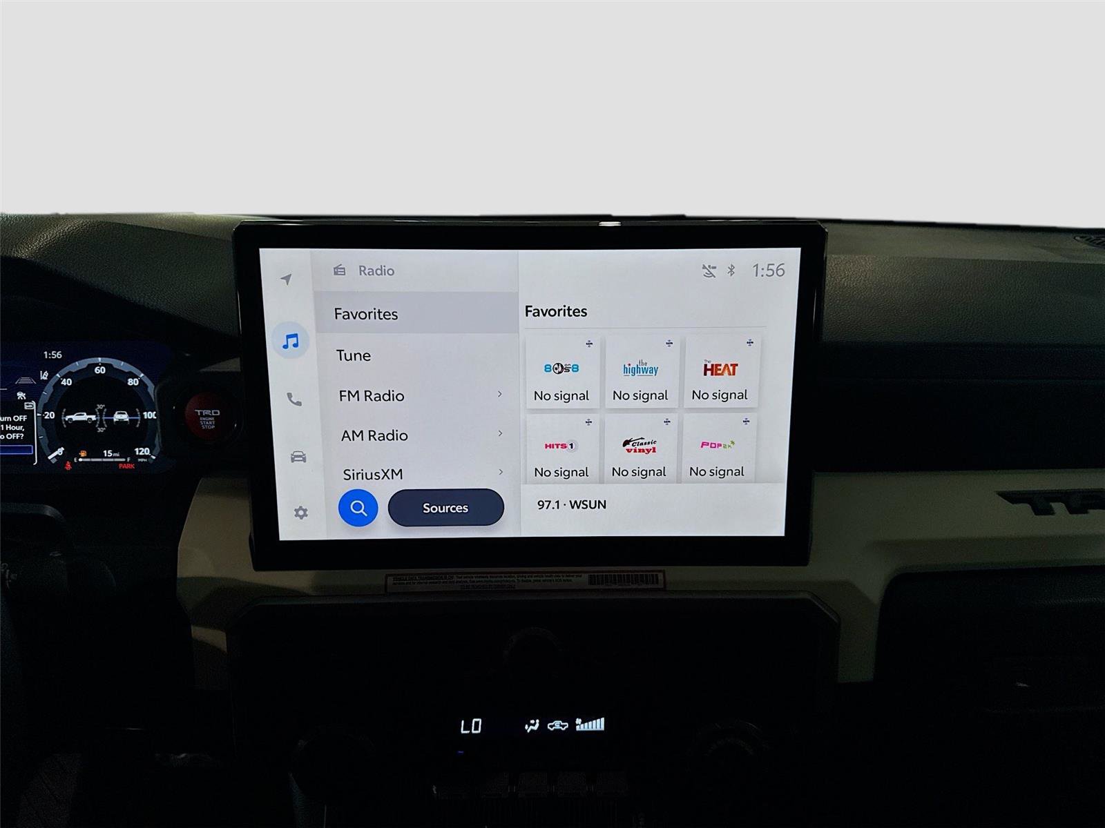 Used 2024 Toyota Tacoma TRD Sport image 9