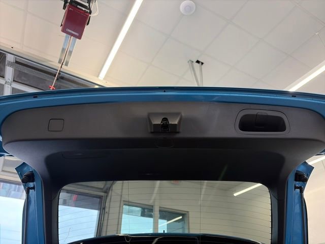 Used 2025 Chevrolet Trax RS w/ Driver Confidence Package image 34