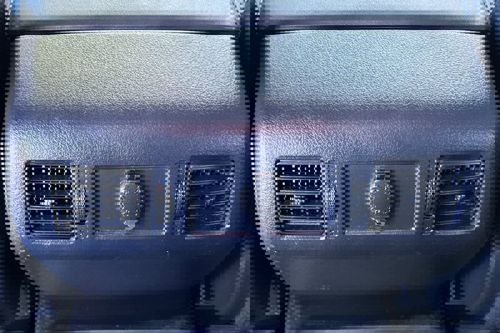 Used 2017 Toyota Tundra Limited image 14