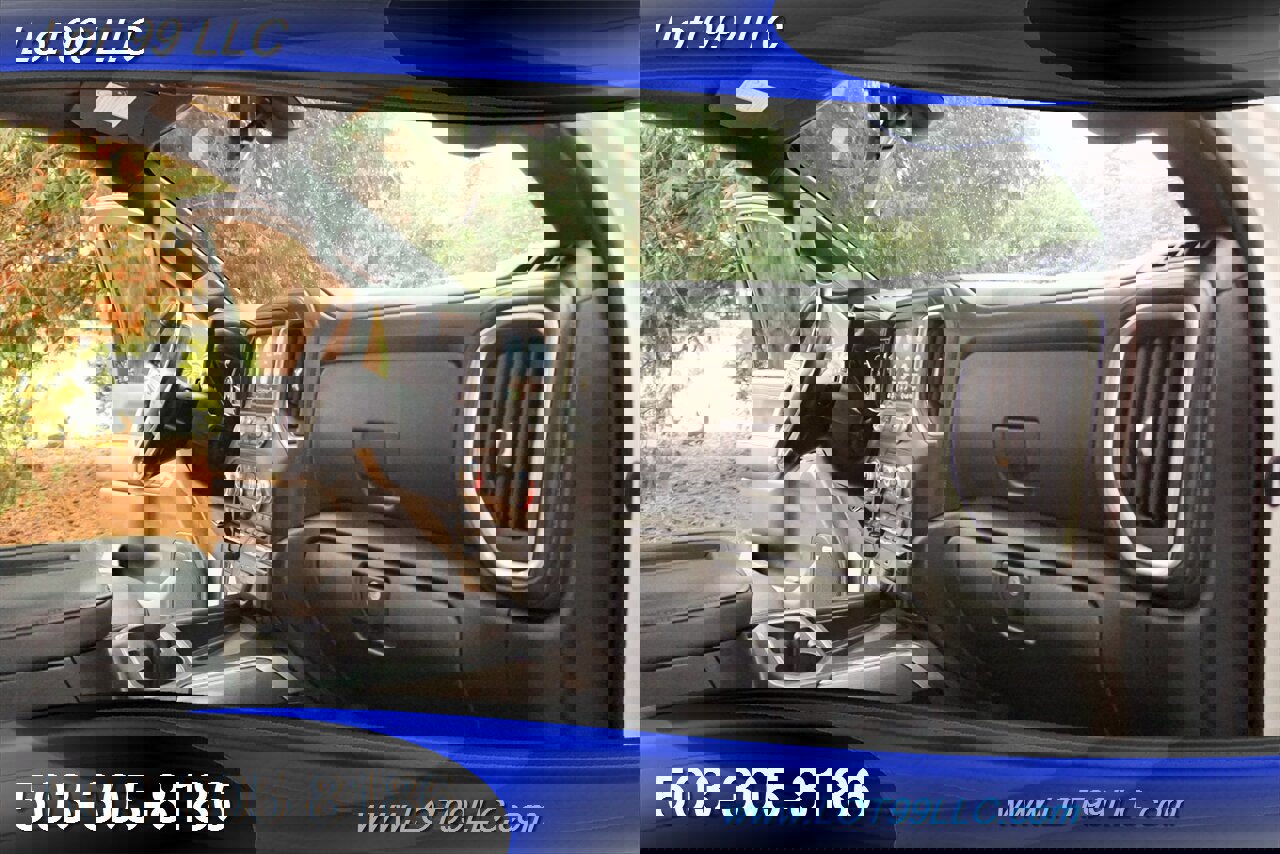 Used 2020 GMC Sierra 2500 AT4 w/ AT4 Premium Package image 17