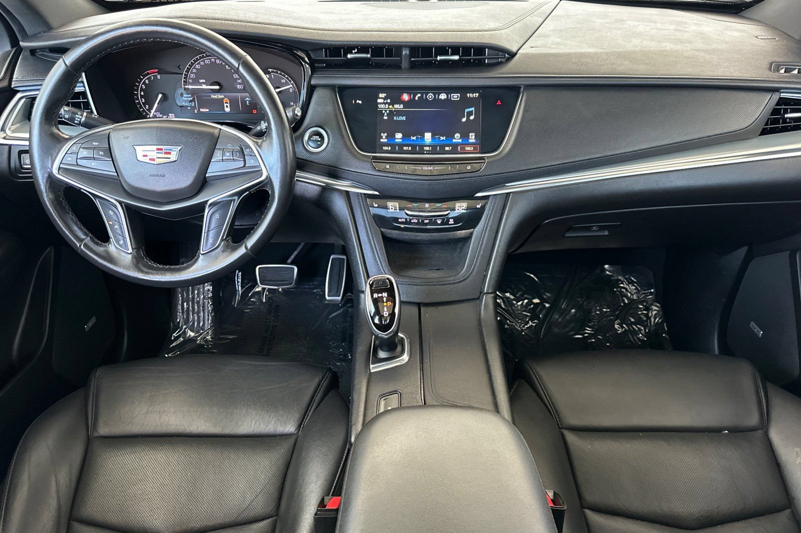 Certified 2019 Cadillac XT5 Luxury w/ Sport Package FWD image 16