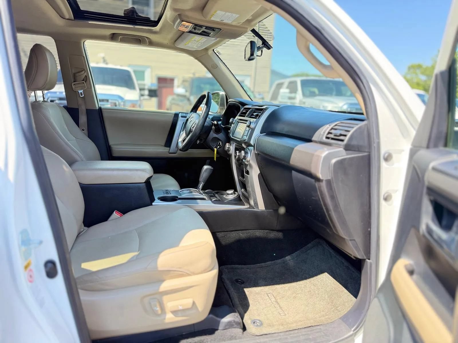 Used 2015 Toyota 4Runner SR5 Premium AWD/4WD image 14