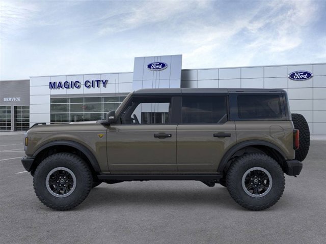 New 2025 Ford Bronco Badlands video 3