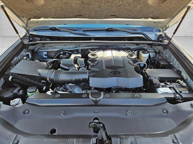 Used 2020 Toyota 4Runner SR5 image 22