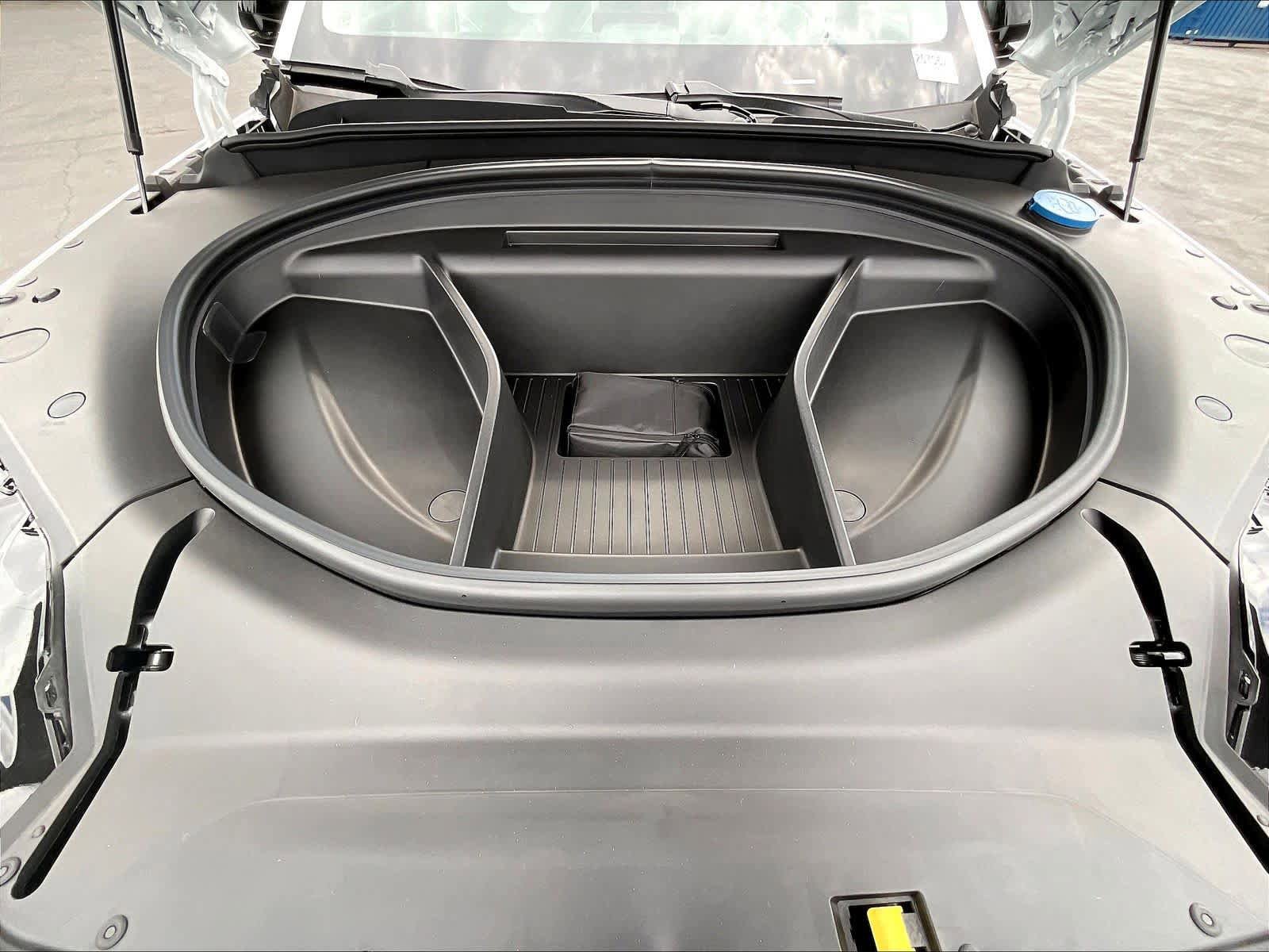 New 2025 Volvo EX90 Ultra image 12